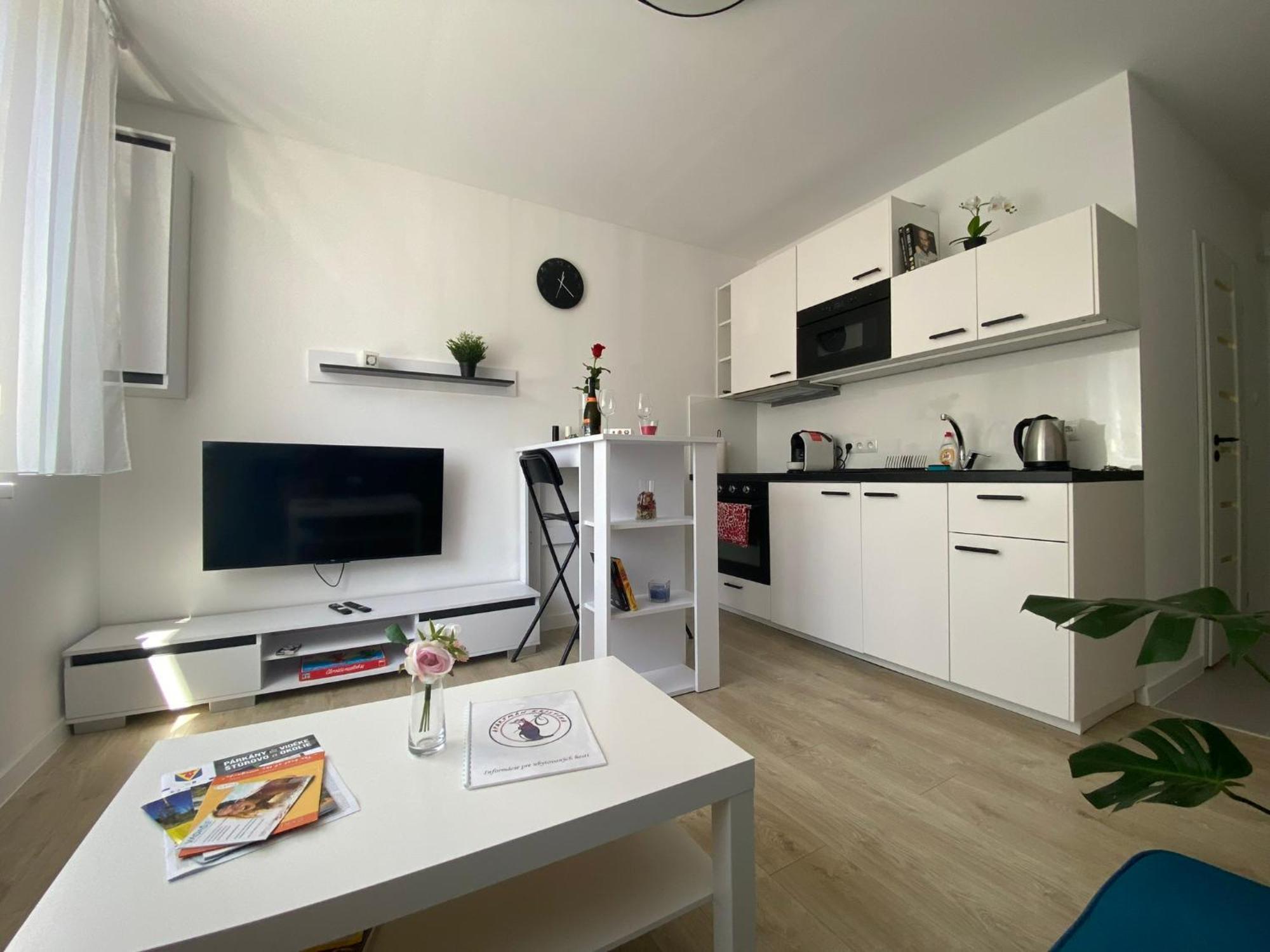 Apartman Kristina Štúrovo Exteriér fotografie